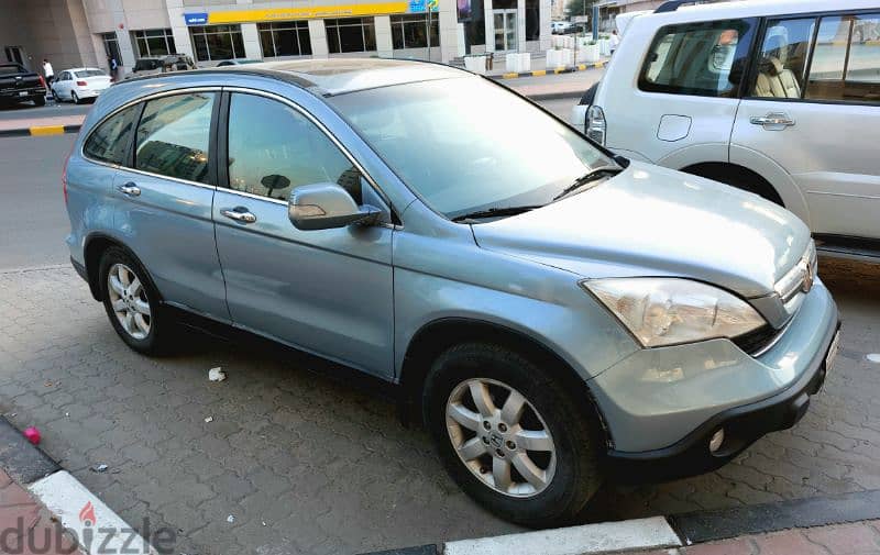 Honda CR-V 2009 excellent condition 2