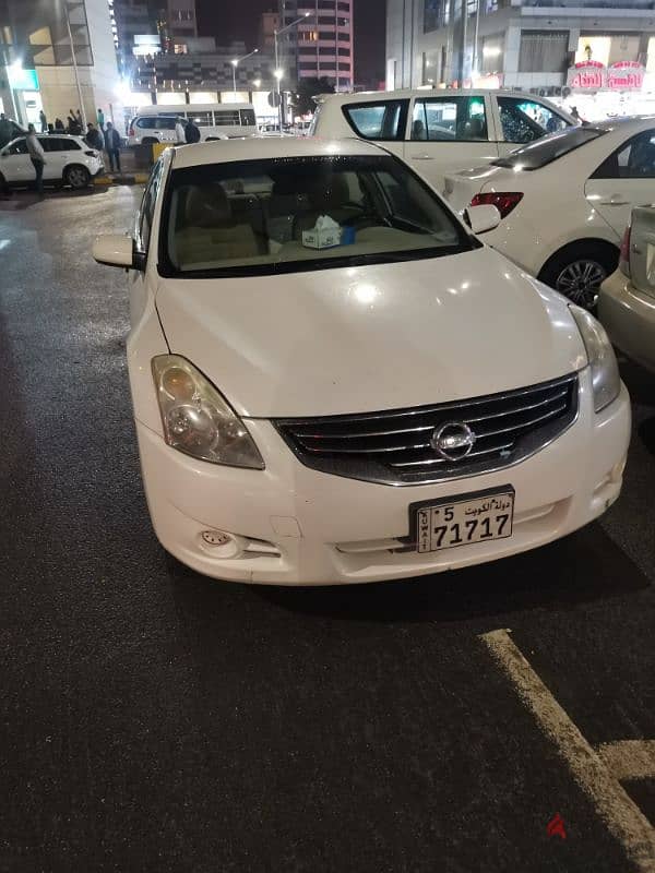 Nissan Altima 2010 0