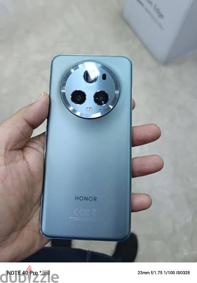 honor magic 5 pro 512 GB 12 ram very good condition