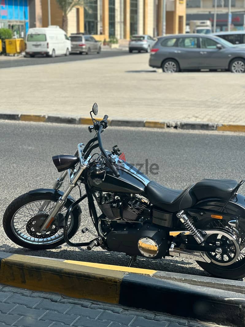 Expat selling 2016 Harley Davidson Dyna Wide glide 3