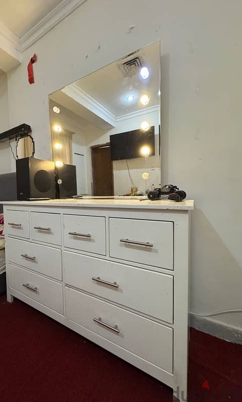 Bed(120X200) and dressing table for sale 1