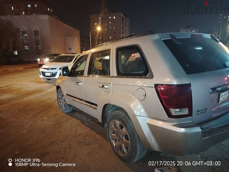 Jeep Grand Cherokee 2010 4