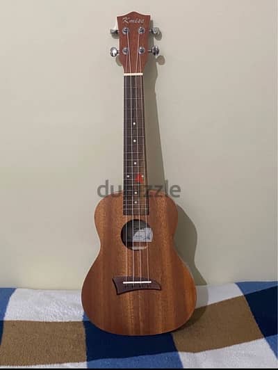 UKALELE ( ROSE WOOD )