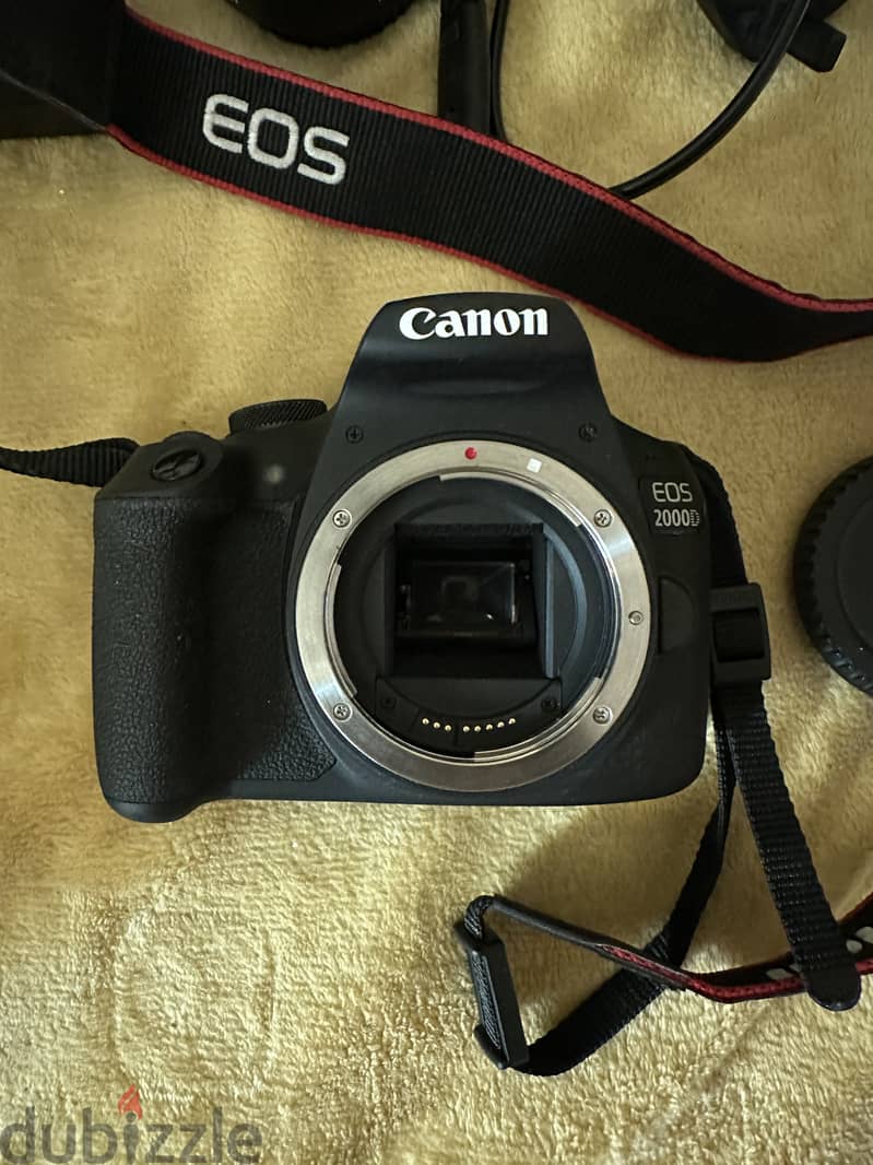 Canon 2000D new condition and single little used. With 128 gb memory 1