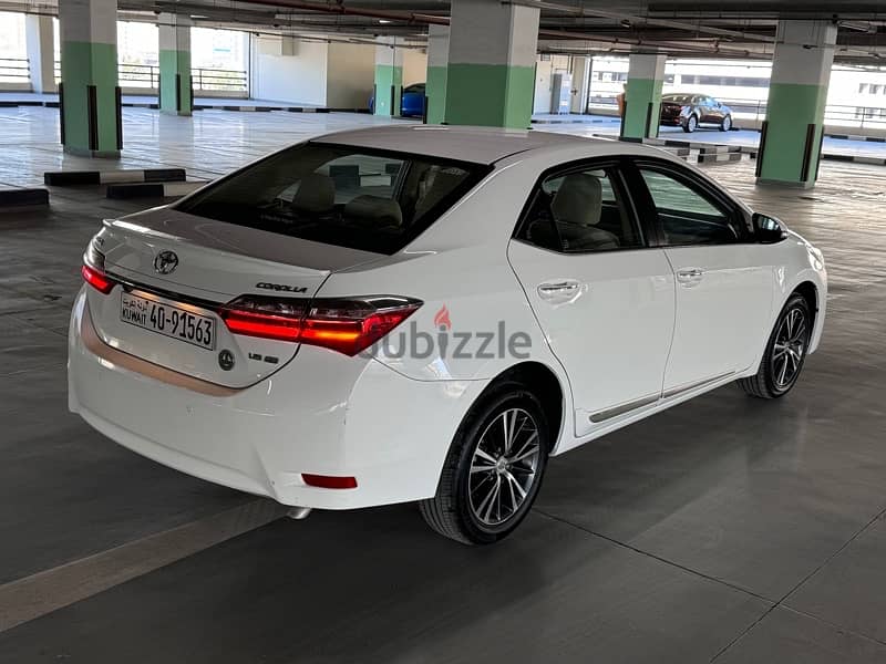 Toyota Corolla 2017 6