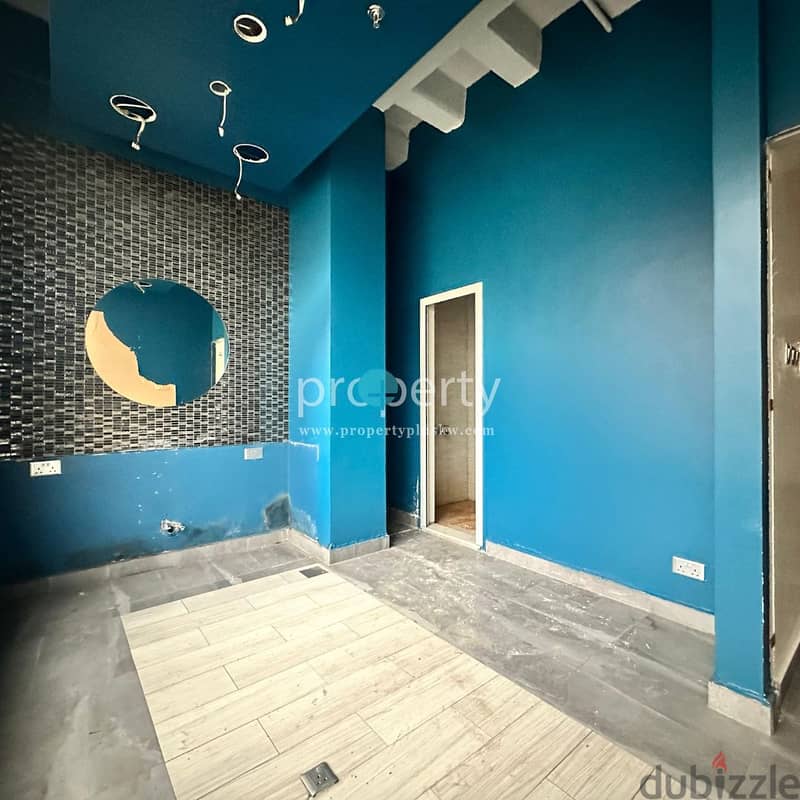 Commercial full floor for rent in Salmiya 1