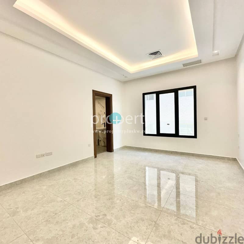 Three bedroom ground floor apartment for rent in Salwa 5