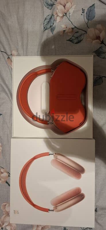 Airpods Max Complete Brand new with 10 months warranty