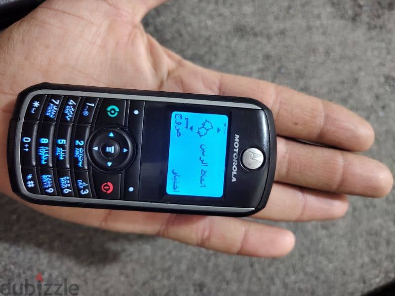 Motorola model c118 original looks like new phone 3