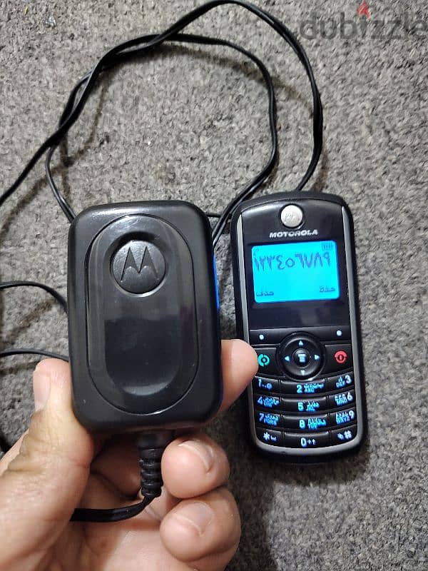 Motorola model c118 original looks like new phone 11