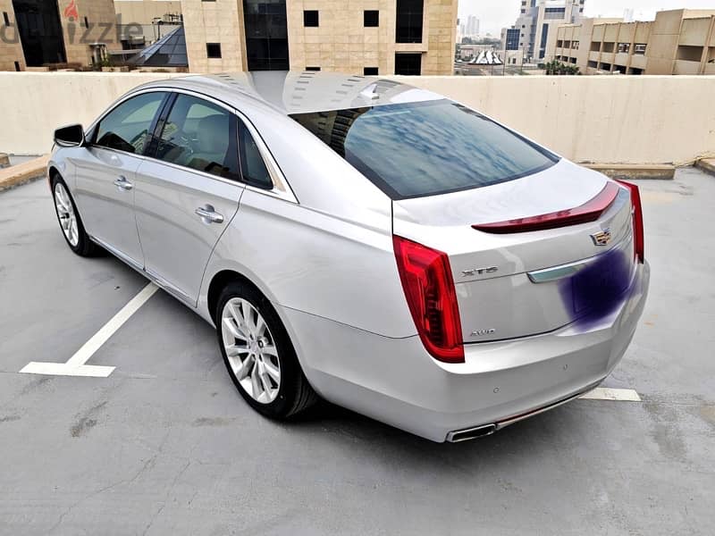 Cadillac XTS 2017 كاديلاك 8