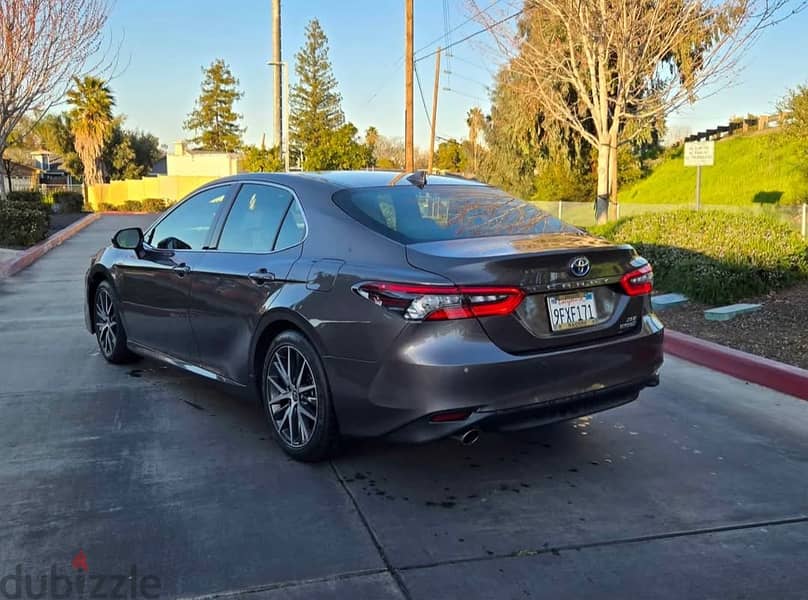 Toyota Camry 2022 Hybrid XLE 7