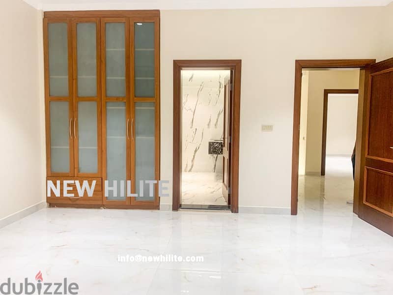 Huge three Bedroom Apartment for rent in Salwa with balcony 6