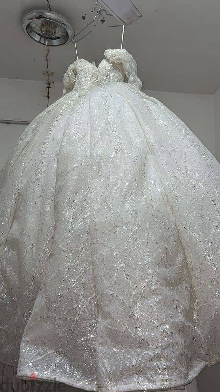 Wedding Dress for urgent sale 2