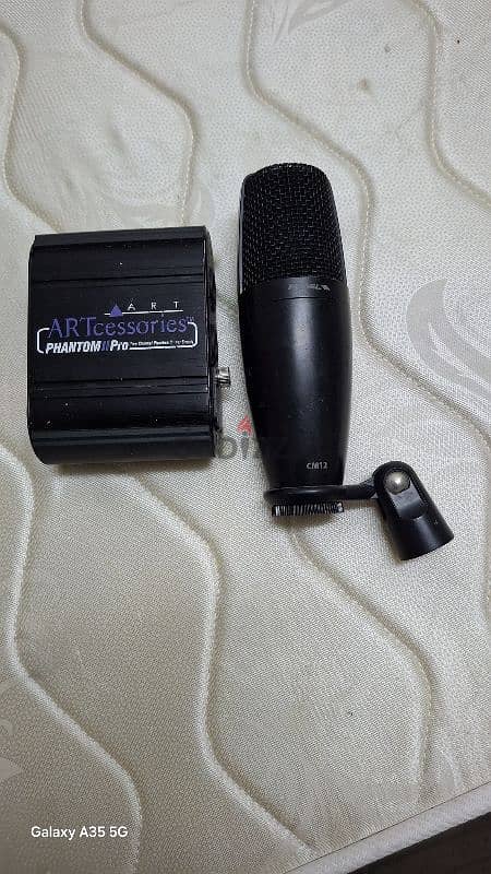 proel studio microphone and phantom pawer supply 5