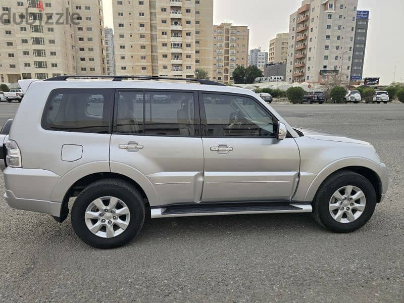 Mitsubishi Pajero 2020 1