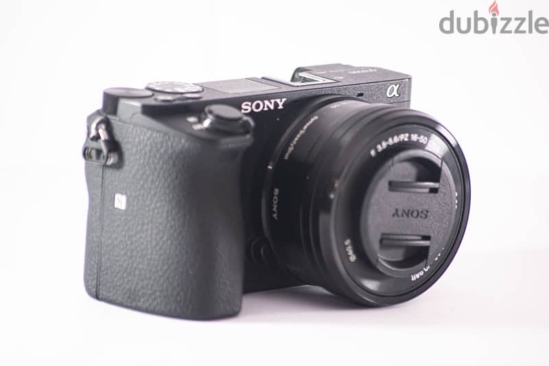 SONY APLHA 6500 - 16-50mm f3.5 1