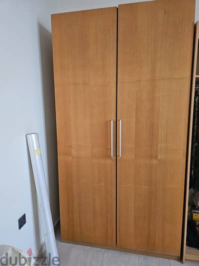 2 door cupboard