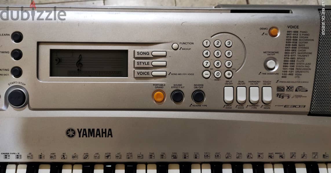 YAMAHA PAR E 303 Musical Keyboard for sale 1