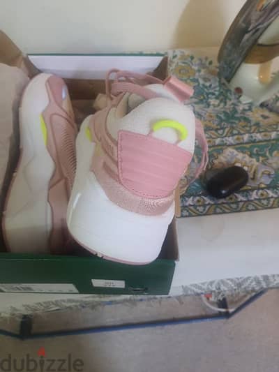 Original puma shoes for sale size 43 new unused.