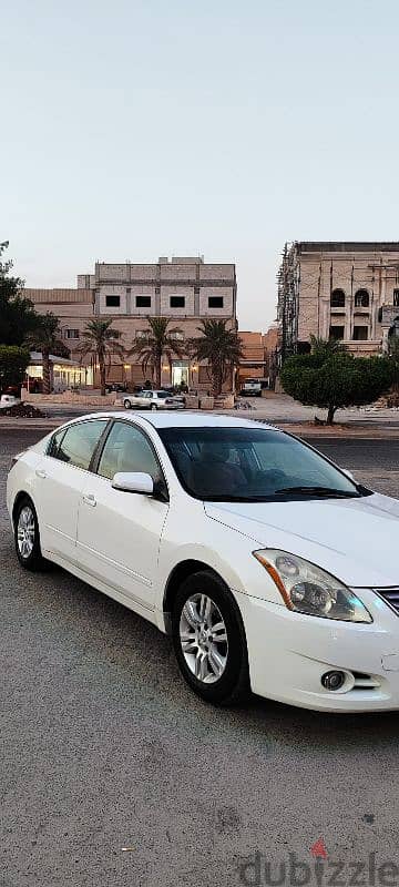 Nissan Altima 2011