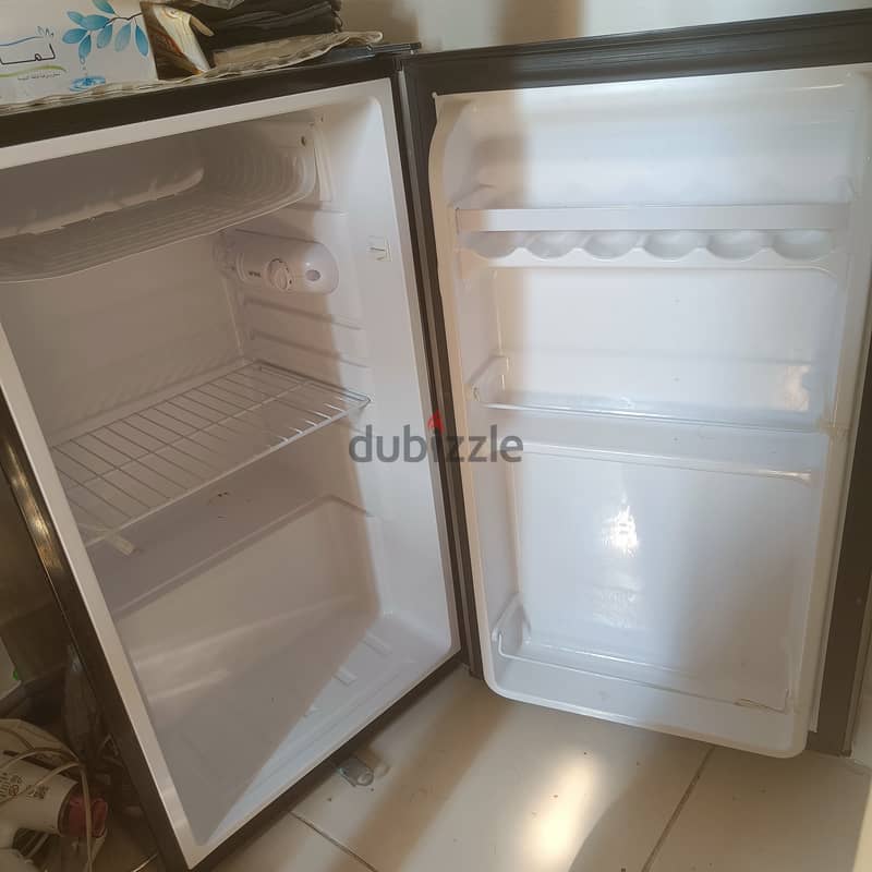 Wansa mini refrigerator 99 litres 0