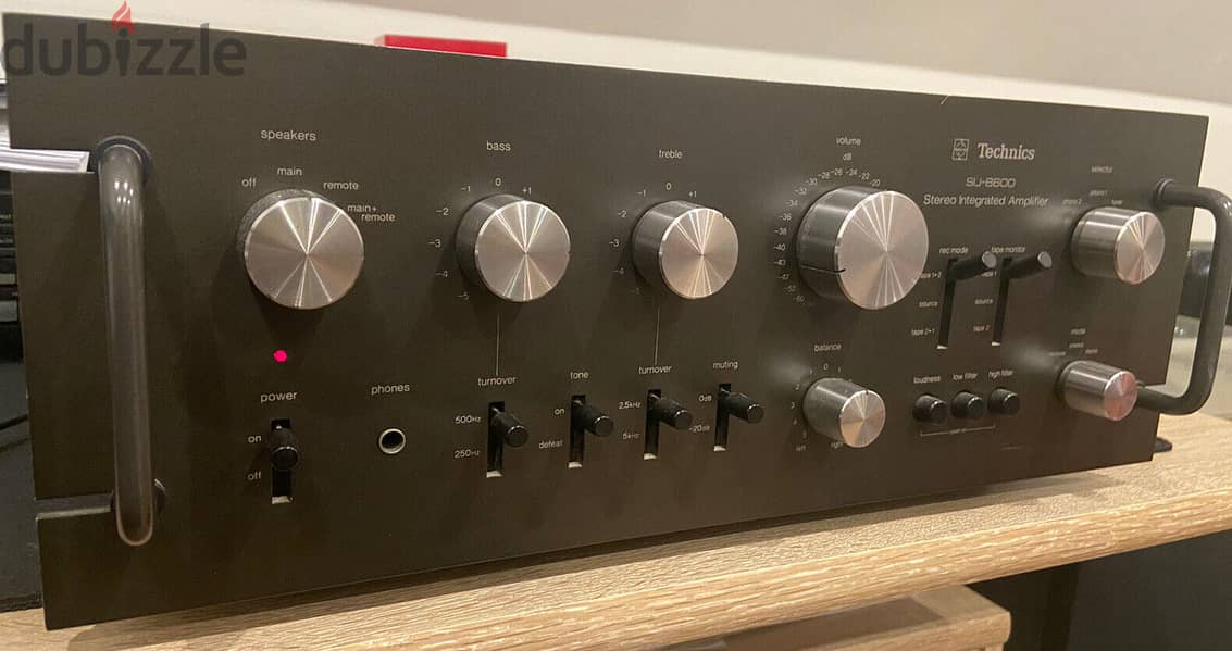 Technics SU-8600 High-End vintage Stereo Amplifier 1