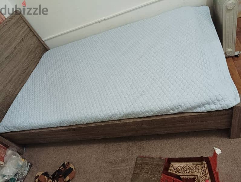 STRONG BED WITH MEDICATED MATTRESS SIZE 120 × 200 4