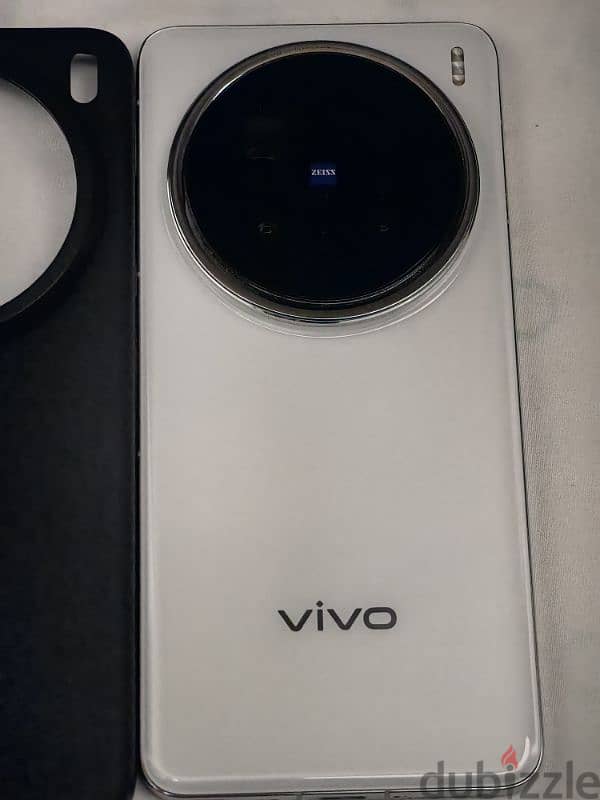 Vivo x200 pro like new mobile Chinese version 16 ram512 3