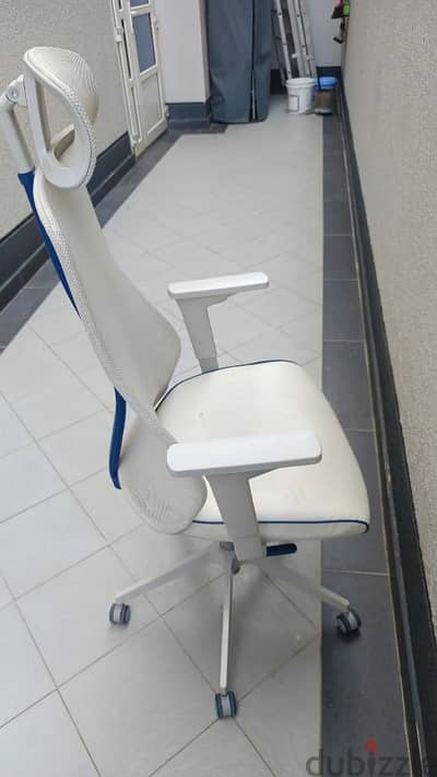 chair