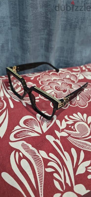 Louis Vuitton Glasses 3