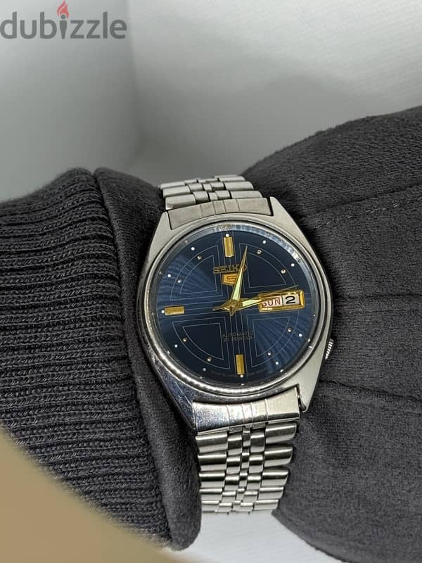 vintage Seiko 5 day/date 5