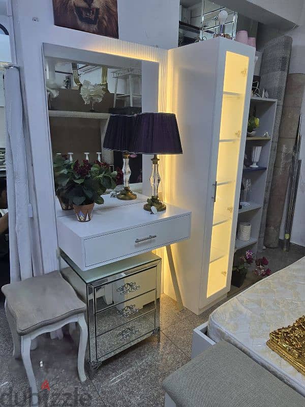 furnitures for sale contact WhatsApp only free delivery 94728700 0