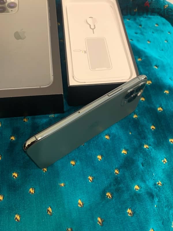 iPhone 11 Pro 64gb battery 85% not open device same like new condition 10