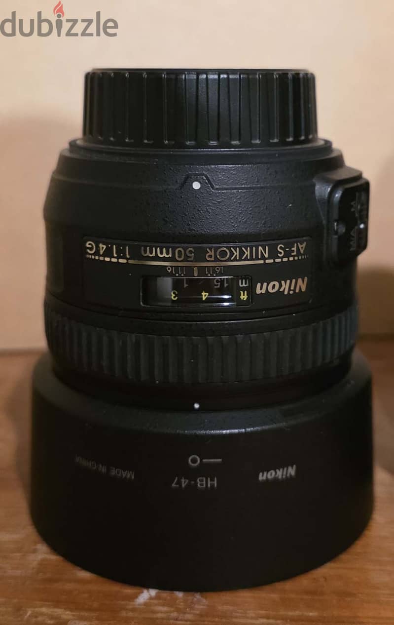 NIKON LENS rarely used - as good as new condition 1