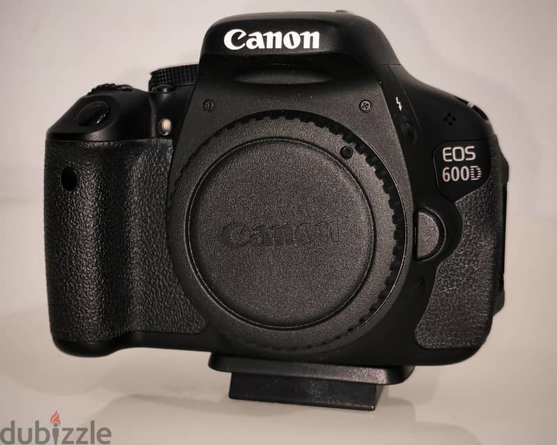 Hardly used Canon EOS 600D with 2 Lenses 3