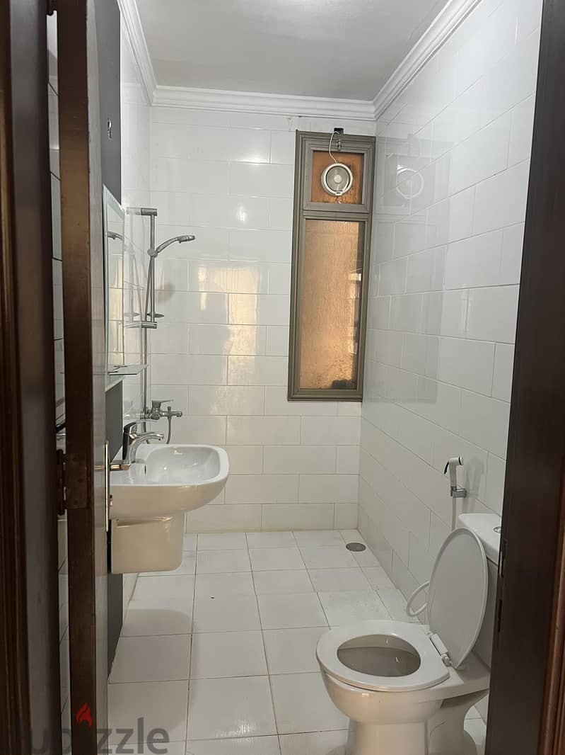 FLAT FOR RENT IN MANGAF 2Bhk Family 1