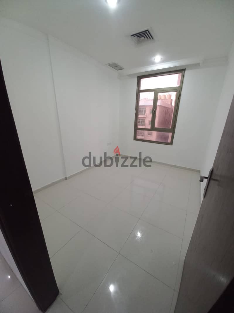 FLAT FOR RENT IN MANGAF 2Bhk Family 4