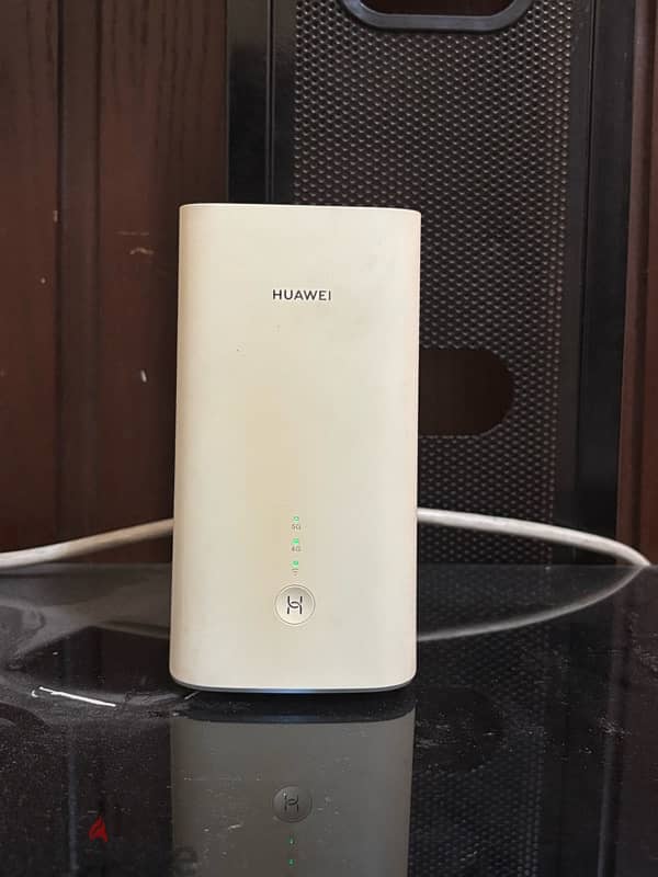 Huawei Cpe Pro 2 5G Unlocked WiFi Router 3