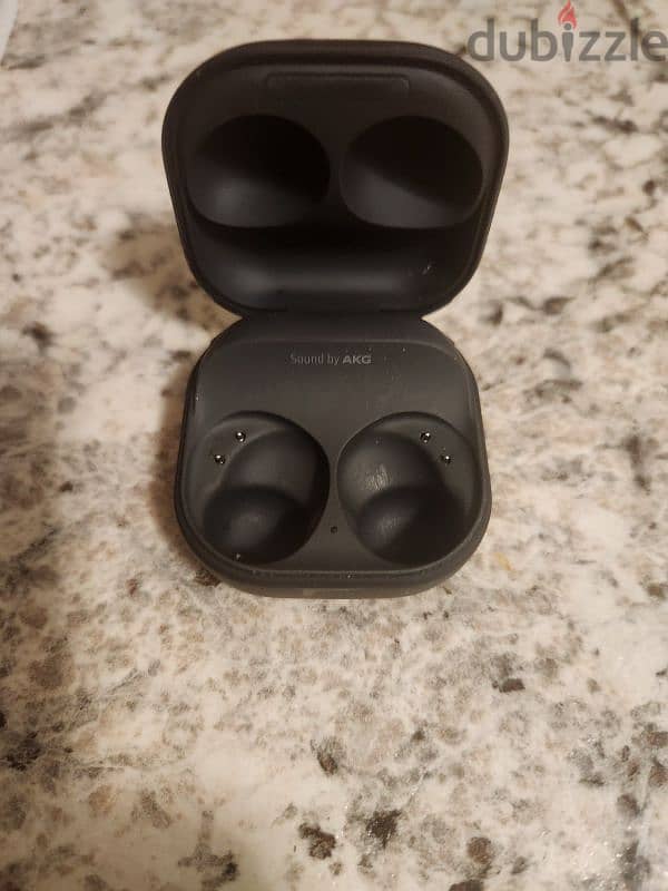 Samsung buds2 pro chargering case 2