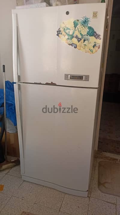 Daewoo Refrigerator – Excellent Condition!