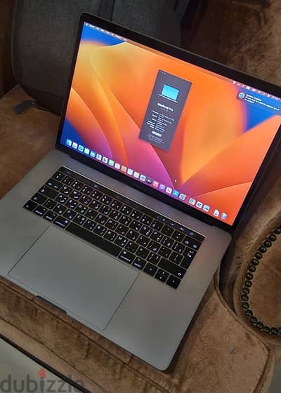 Apple MacBook Pro i7 - 15 Inch