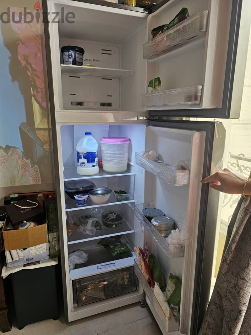 6 months old refrigerator for sale in Mangaf Block 4 1