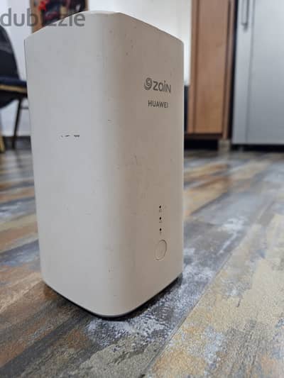 ZAIN 5G ROUTER SELLING with Charger (works only zain)