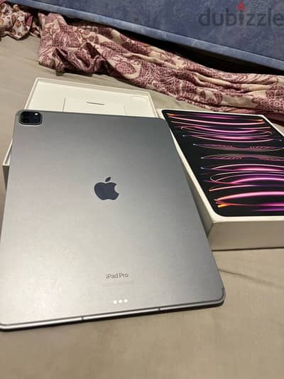 iPad M2 generation 6 with box warranty 256gb 5G+ cellular WiFi