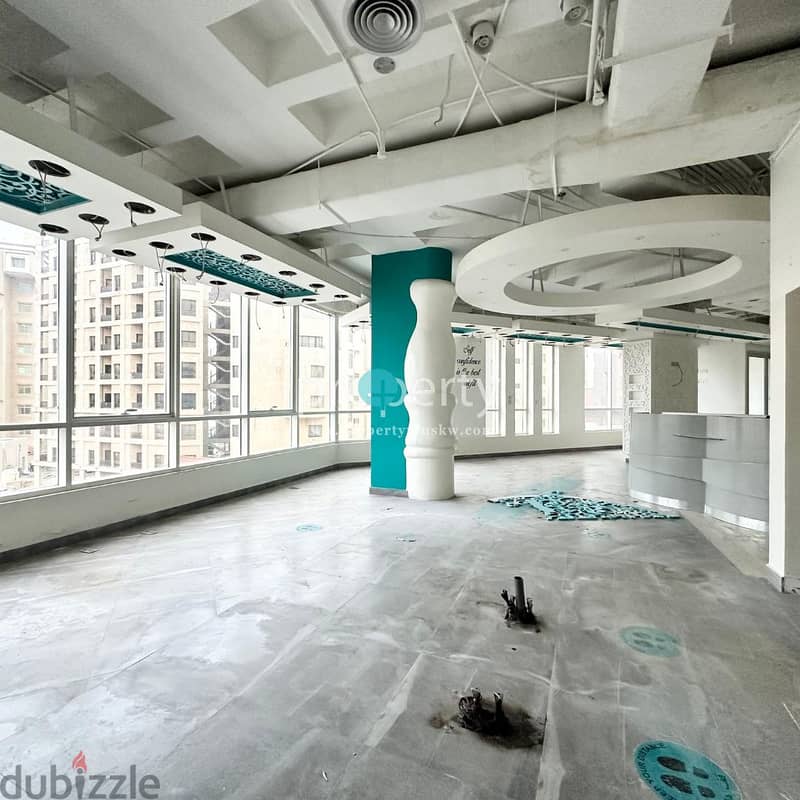 Commercial full floor for rent in Salmiya 8