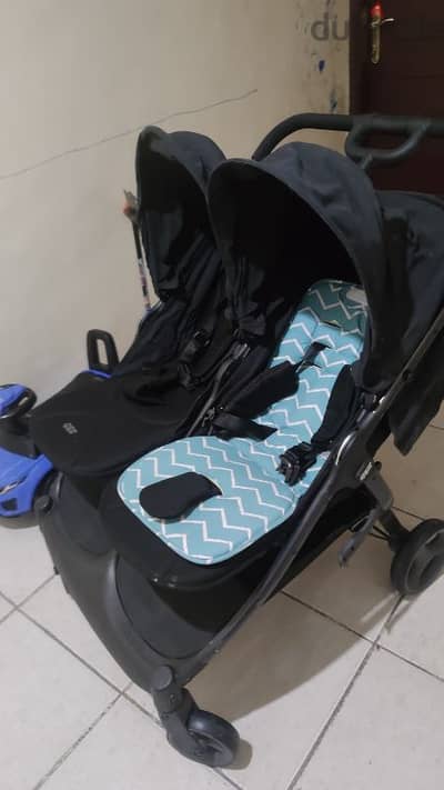 twin stroller