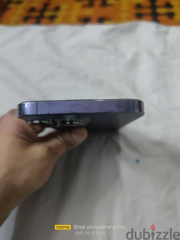 14 pro max 256 gb little scratches 3