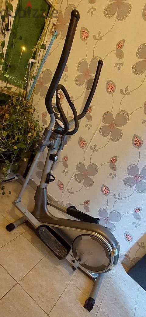 Wansa Cross trainer,Karcher Vacuum Cleaner ,Aquarium ,Orca 2.1 speaker 0