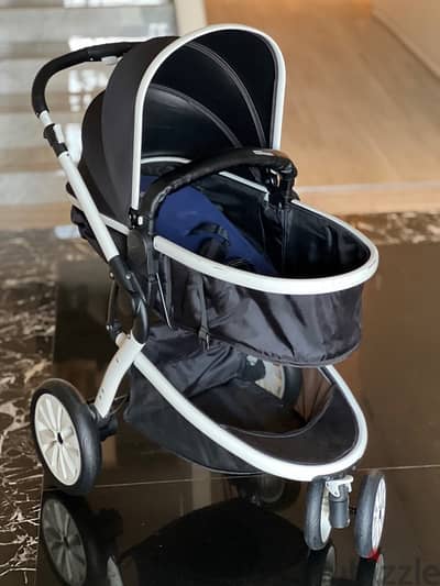 Giggles stroller (barely used)